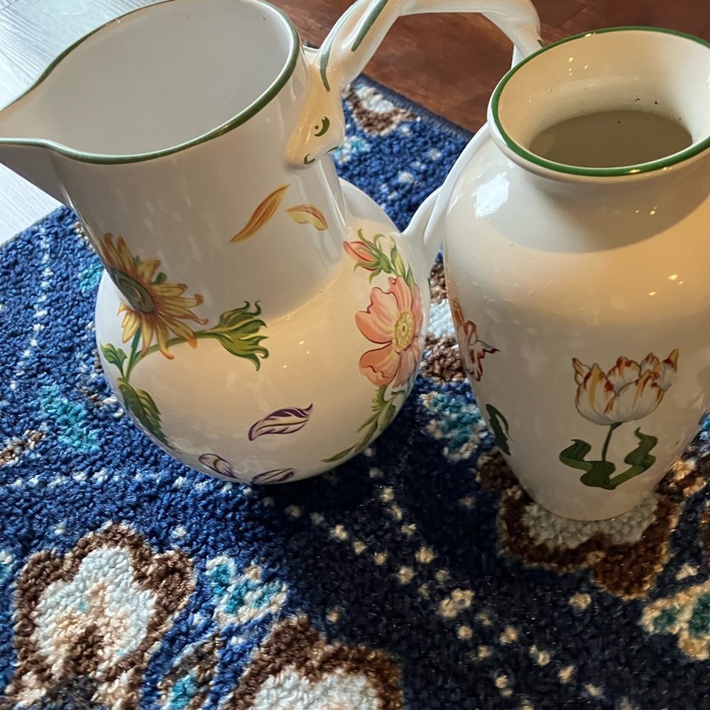 Tiffany & Co. Tulip Design Ceramic Art